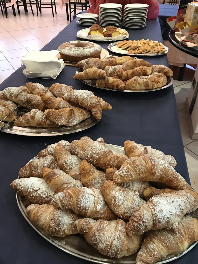 Hotel Grassetti Piediripa Eksteriør bilde